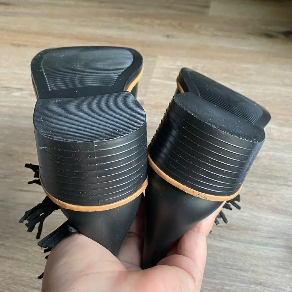 Bernardo Penney Rain Boot With Fringe In Black Size 6 - Picture 12 of 14